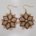 Pendientes de flores hechos a mano con cuentas miyuki