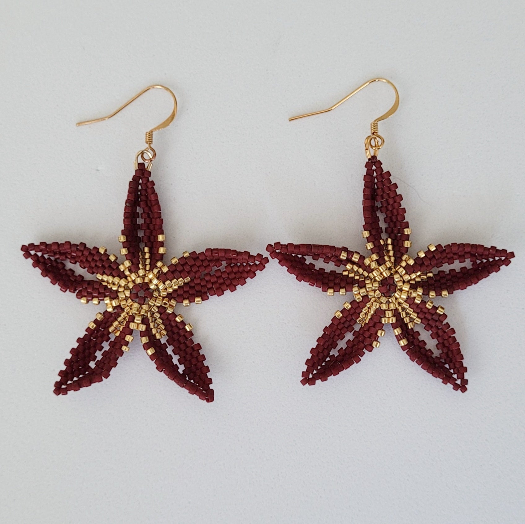 Pendientes flores hechos a mano con cuentas miyuki